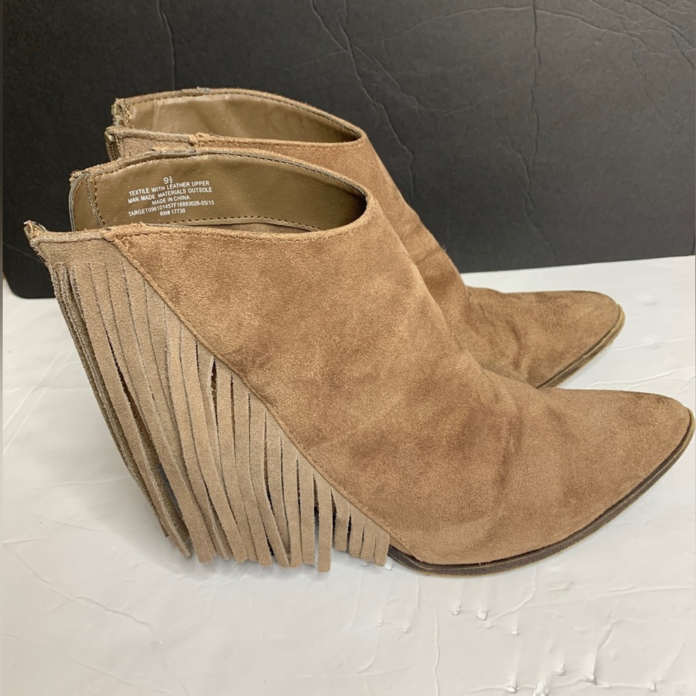 Mossimo fringe leather upper ankle boots SZ 9.5